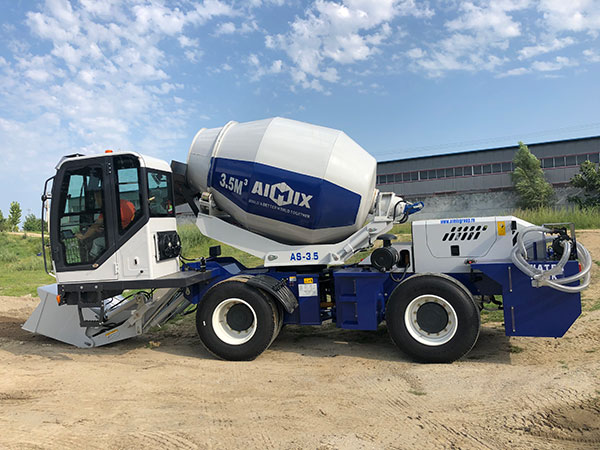 Buy a Self-Loading Concrete Mixer In China